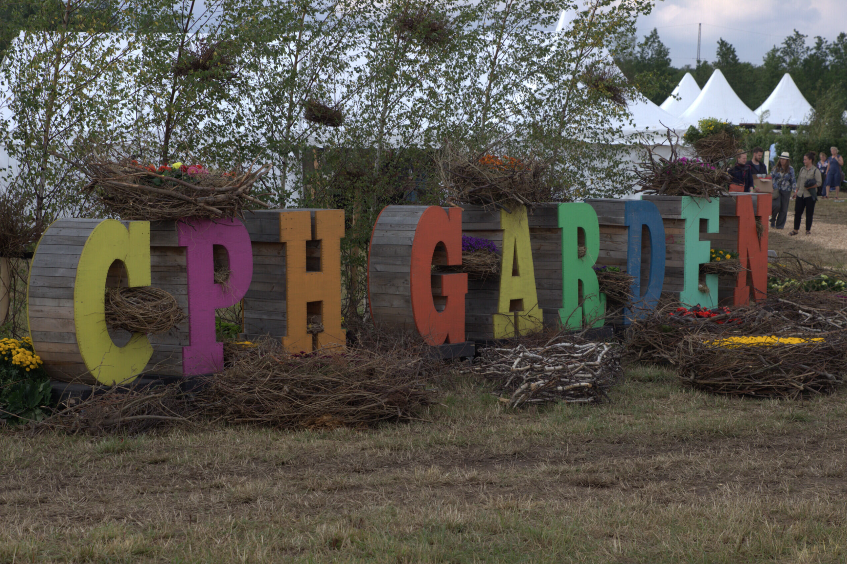 Så inreder du ditt eget rymliga trädgårdsrum