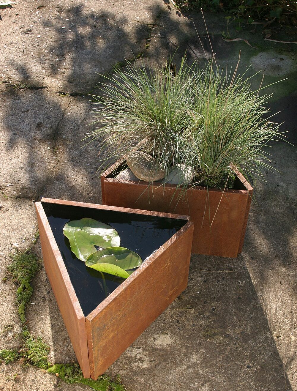 Land Classic Trekanter I Rust På Fliser 1 E1646146077738