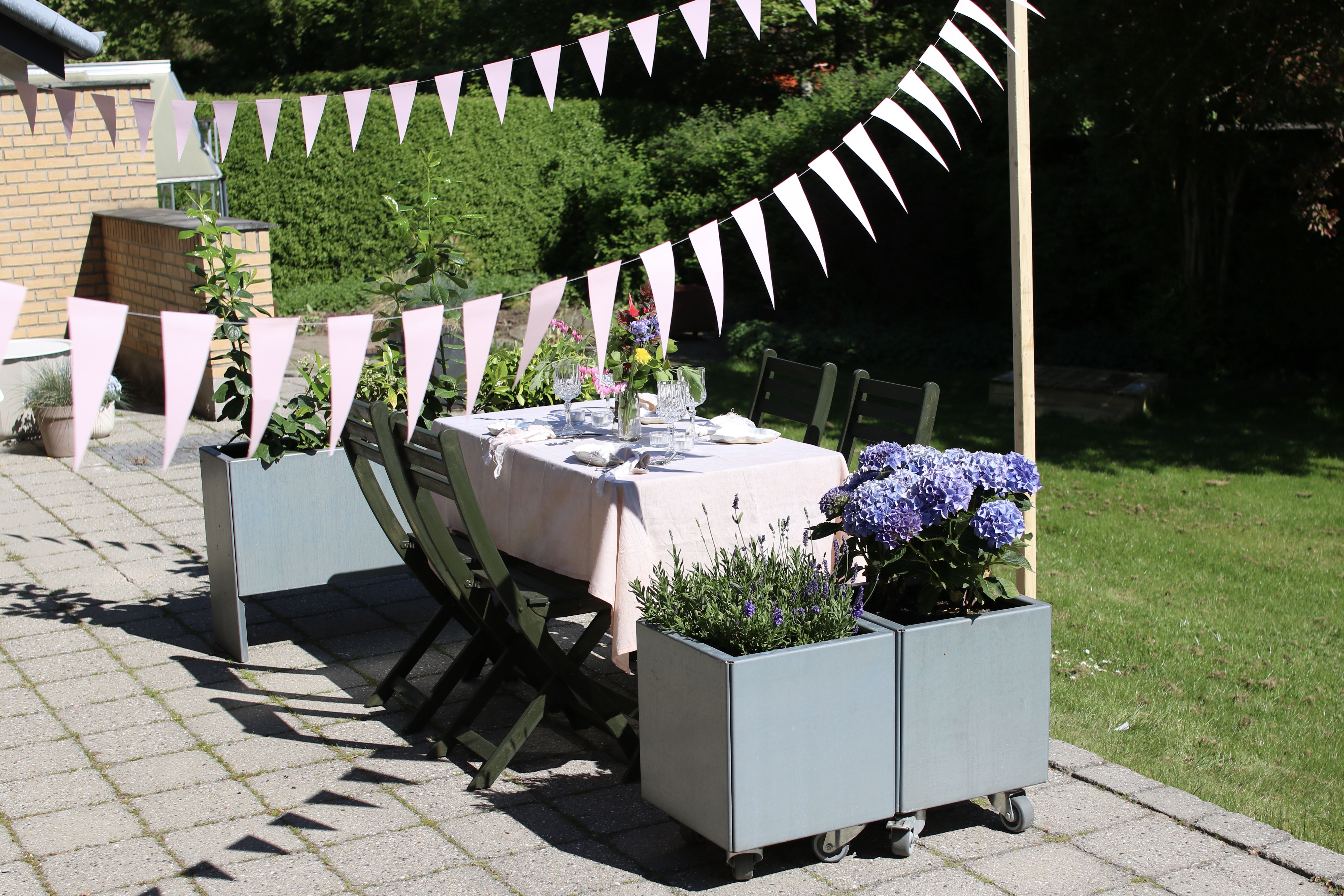 Sommar i trädgården